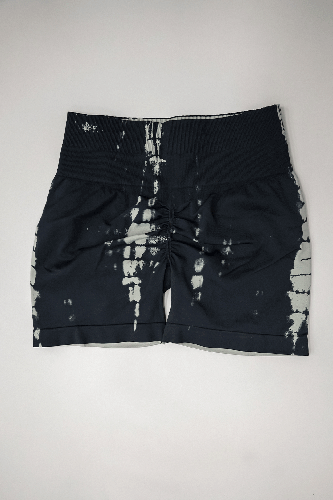 Obsidian Ripple Seamless Shorts